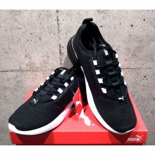 プーマ(PUMA)の【新品/送料込】29cm★PUMA/プーマBK×WHリタリエイトタンスニーカー★(スニーカー)