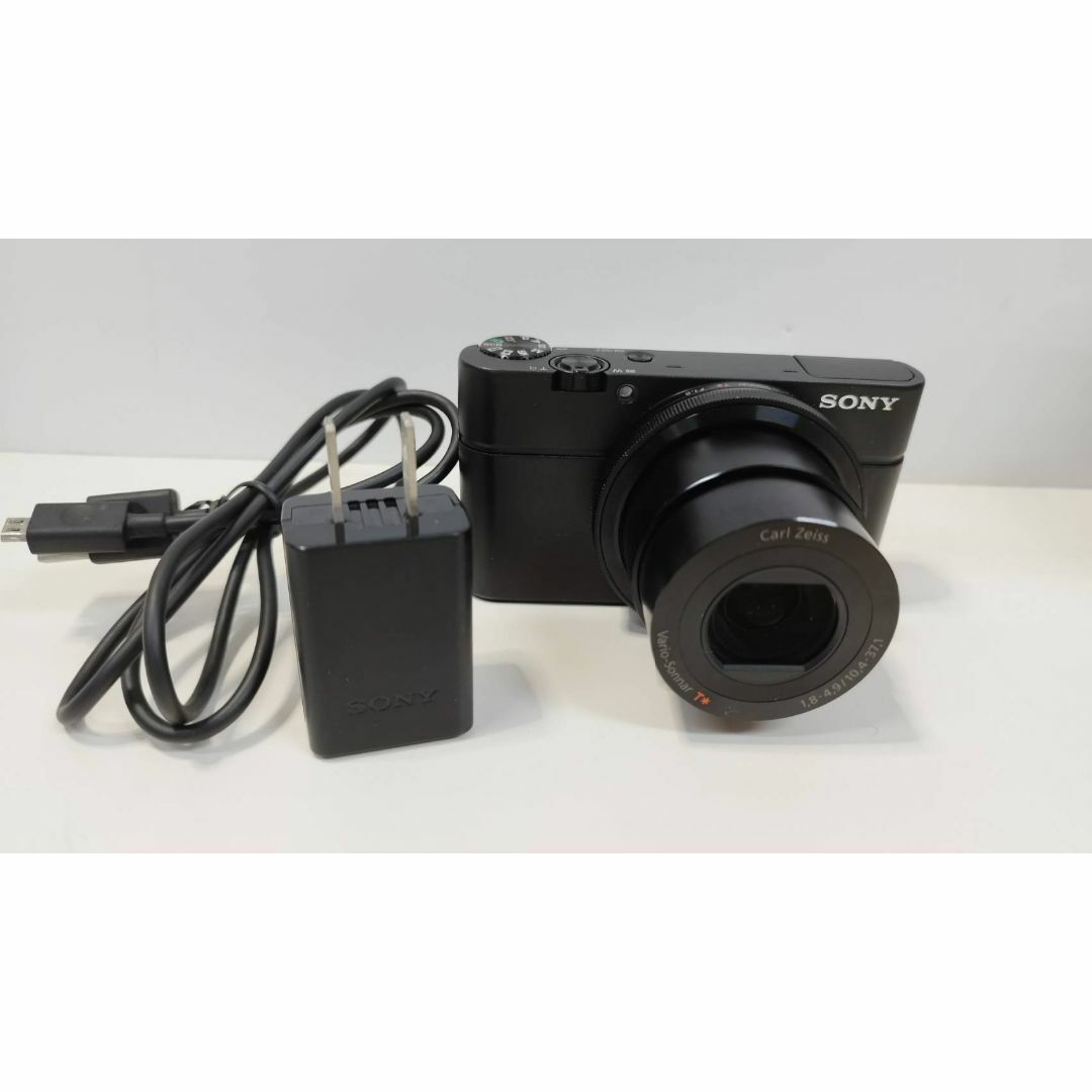 SONY(ソニー)の【動作品】SONY Cyber-shot DSC-RX100 デジタルカメラ スマホ/家電/カメラのカメラ(コンパクトデジタルカメラ)の商品写真