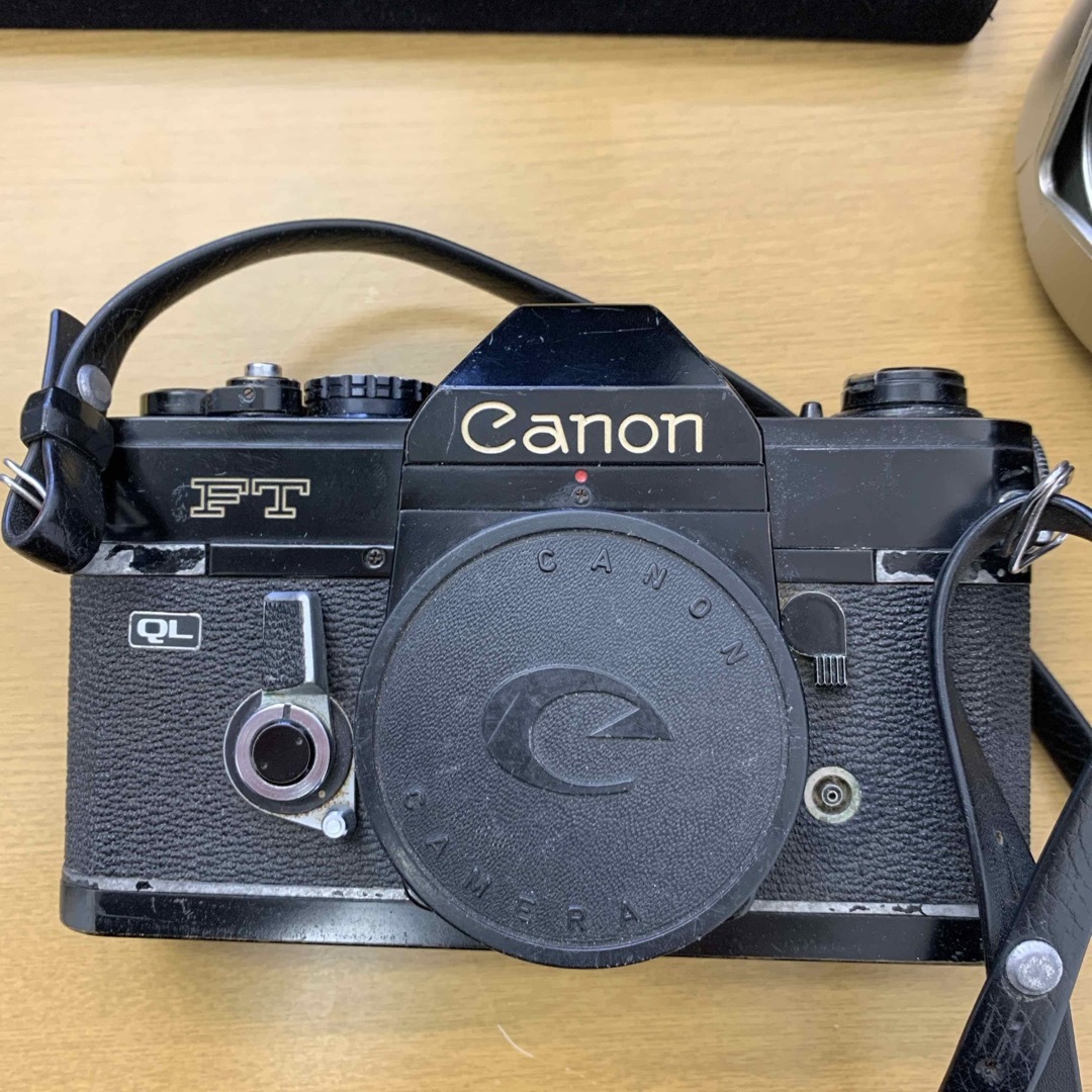 Canon(キヤノン)の【最終値下げしました】Canonカメラ2点　レンズ4点　その他10点〜おまとめ スマホ/家電/カメラのカメラ(その他)の商品写真