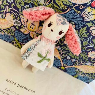 ミナペルホネン(mina perhonen)のミナペルホネン　タレ耳うさちゃん(12)(ぬいぐるみ)