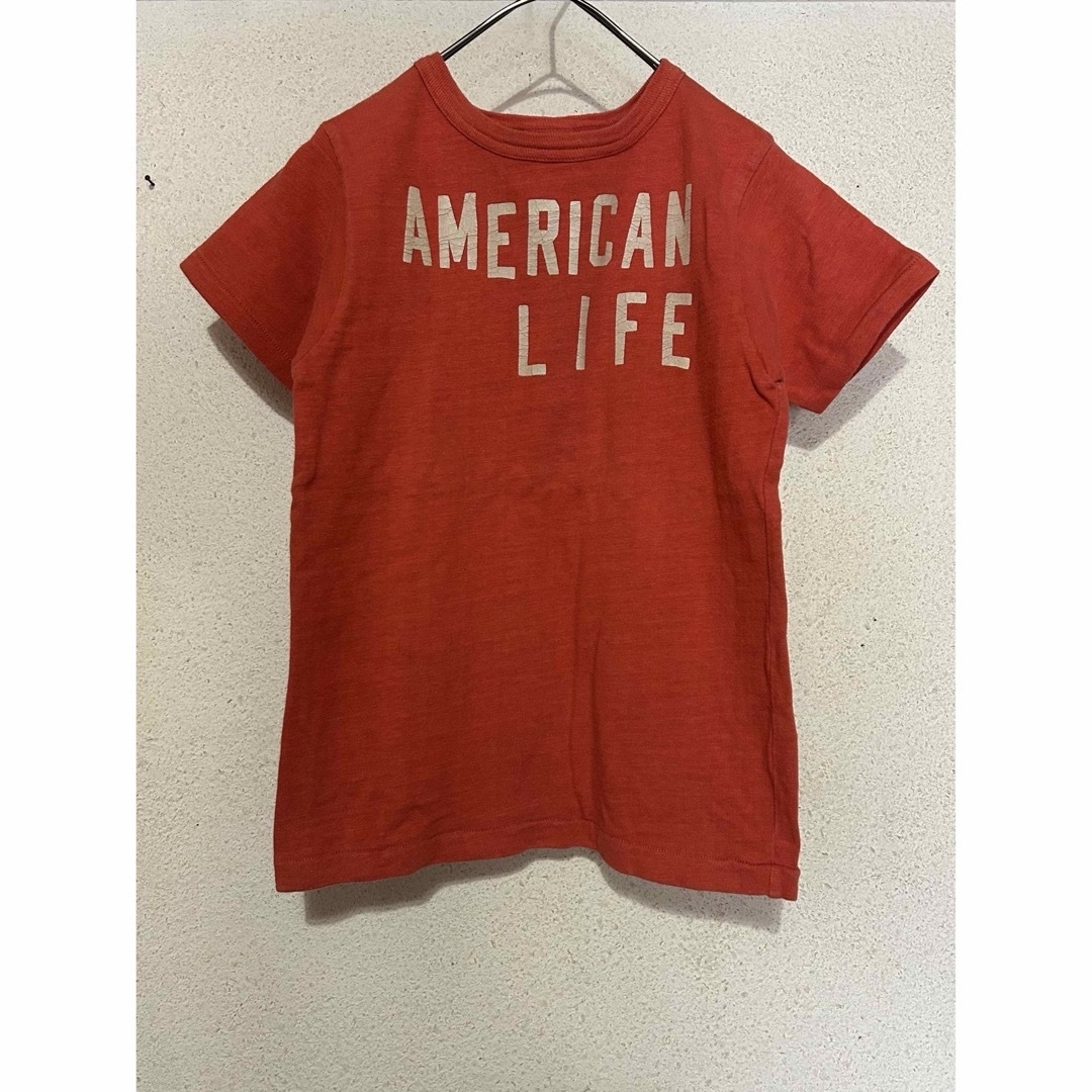 DENIM DUNGAREE(デニムダンガリー)のさくさくさま　デニムダンガリーAMERICAN LIFE Tee アカ130 Ｓ キッズ/ベビー/マタニティのキッズ服男の子用(90cm~)(Tシャツ/カットソー)の商品写真