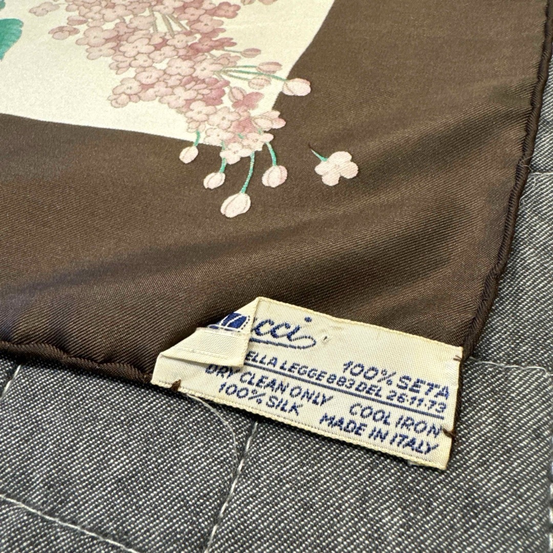 Gucci(グッチ)のGUCCI グッチ シルクスカーフ フローラ 花柄 Flora ロゴ オールド レディースのファッション小物(バンダナ/スカーフ)の商品写真