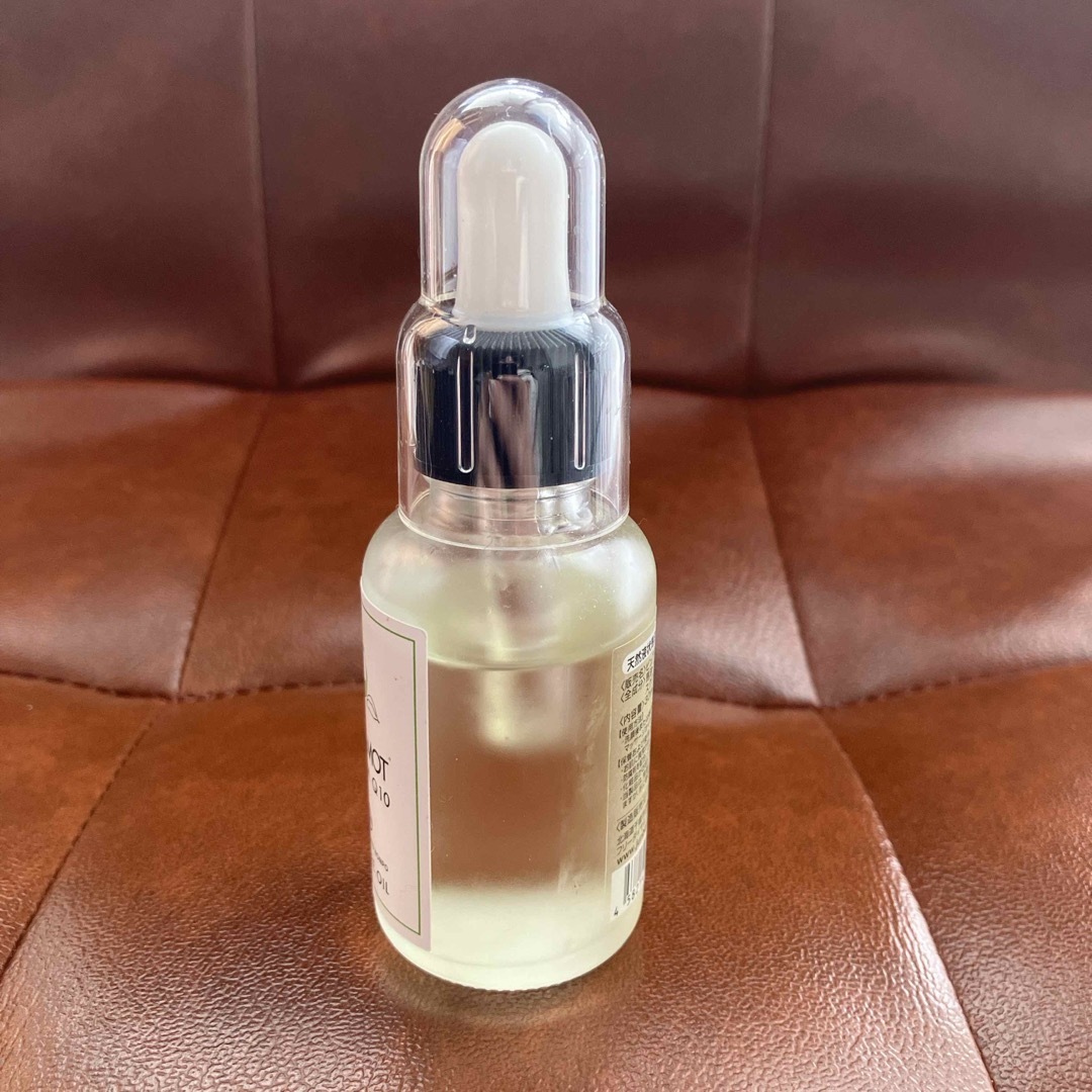 天然液状馬油ベルガモットプレミアムQ10 コスメ/美容のスキンケア/基礎化粧品(美容液)の商品写真