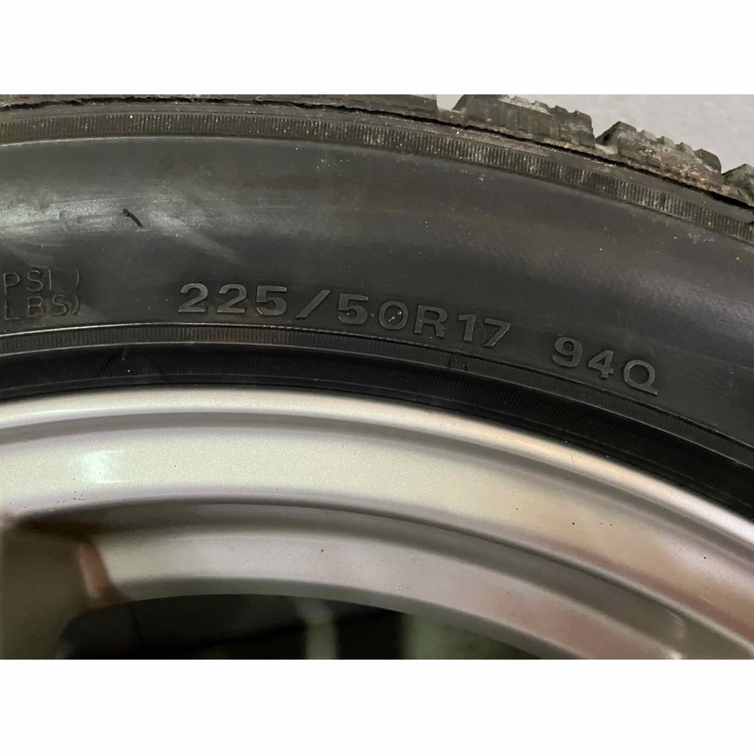 DUNLOP(ダンロップ)の【美品、値下げ】ホンダ レジェンド　2本　ダンロップ DSX スタッドレス 自動車/バイクの自動車(タイヤ・ホイールセット)の商品写真