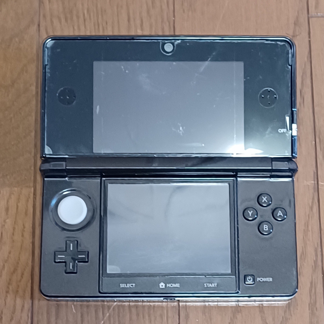 ニンテンドー3DS(ニンテンドー3DS)のニンテンドー3DS コスモブラック 中古 エンタメ/ホビーのゲームソフト/ゲーム機本体(携帯用ゲーム機本体)の商品写真