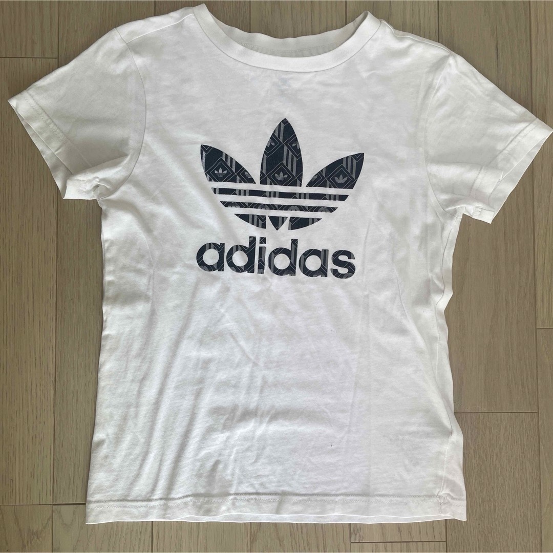 adidas(アディダス)のアディダス　140 キッズ/ベビー/マタニティのキッズ服男の子用(90cm~)(Tシャツ/カットソー)の商品写真