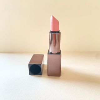 ローラメルシエ(laura mercier)のローラメルシエ  エッセンシャル　シルキークリーム　リップスティック　01(口紅)