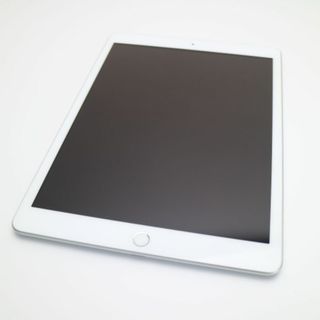 アップル(Apple)の新品同様 iPad7 第7世代 wi-fiモデル 32GB シルバー  M333(タブレット)