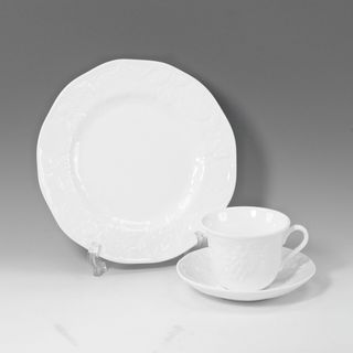 ウェッジウッド(WEDGWOOD)の【Wedgwood】ウェッジウッド ストロベリー＆バイン カップ＆ソーサー＆プレート _ 食器(食器)