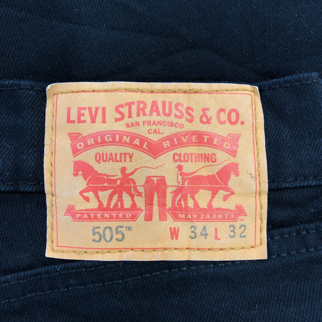 Levi's(リーバイス)のLevi's リーバイス 505 テーパードシルエット ブラック デニムパンツ ボトムス アメカジ ブラック (メンズ 34×32) 中古 古着 P7366 メンズのパンツ(デニム/ジーンズ)の商品写真