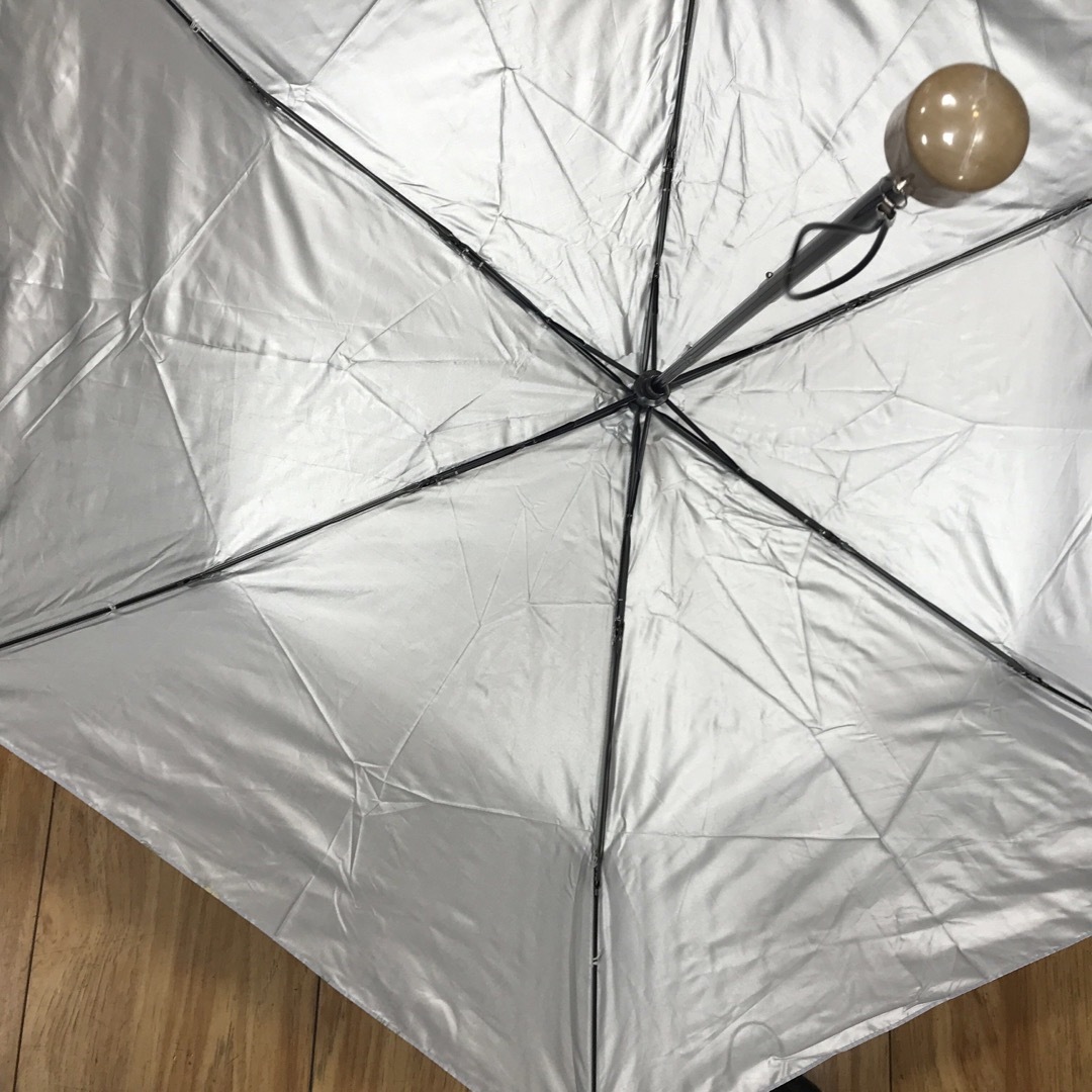 SALE軽量折りたたみ晴雨兼用傘 レディースのファッション小物(傘)の商品写真