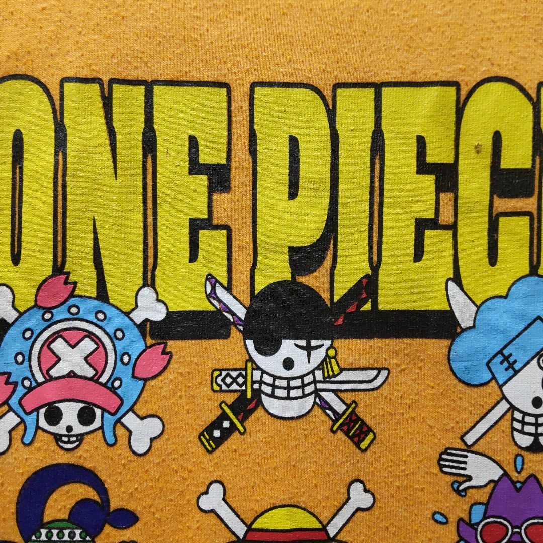 ONE PIECE(ワンピース)の「ワンピース」ONE PIECE　Ｔシャツ　サイズ120　[466]　同梱無料 キッズ/ベビー/マタニティのキッズ服男の子用(90cm~)(Tシャツ/カットソー)の商品写真