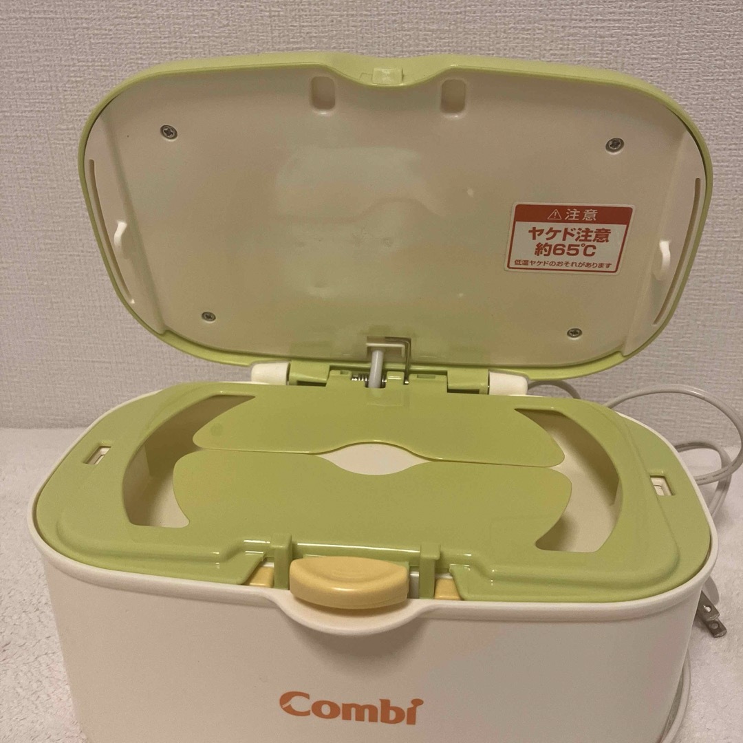 combi(コンビ)のコンビ Combi おしり拭きあたため器 クイックウォーマー キッズ/ベビー/マタニティのおむつ/トイレ用品(その他)の商品写真