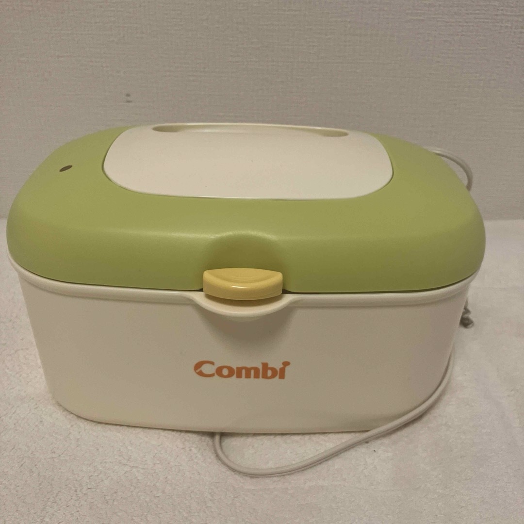 combi(コンビ)のコンビ Combi おしり拭きあたため器 クイックウォーマー キッズ/ベビー/マタニティのおむつ/トイレ用品(その他)の商品写真