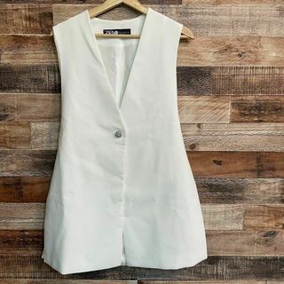 ZARA - ZARA ラインストーンボタン ロング ベストホワイトの通販|ラクマ ZARA - ZARA ラインストーンボタン ロング ベストホワイトの通販|ラクマ