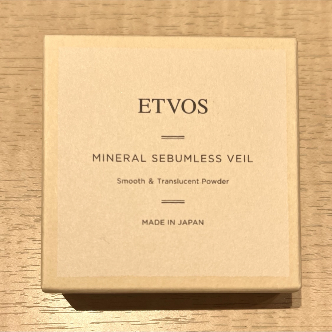 ETVOS(エトヴォス)のETVOS （エトヴォス）　ミネラルセバムレスベール　【新品箱未開封】 コスメ/美容のベースメイク/化粧品(フェイスパウダー)の商品写真