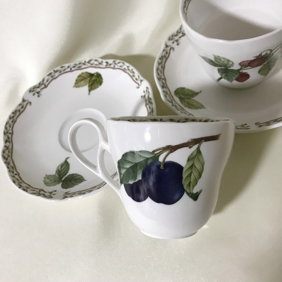 Noritake(ノリタケ)のノリタケ　カップ＆ソーサー　2客　セット　未使用　ロイヤルオーチャード　9416 インテリア/住まい/日用品のキッチン/食器(グラス/カップ)の商品写真