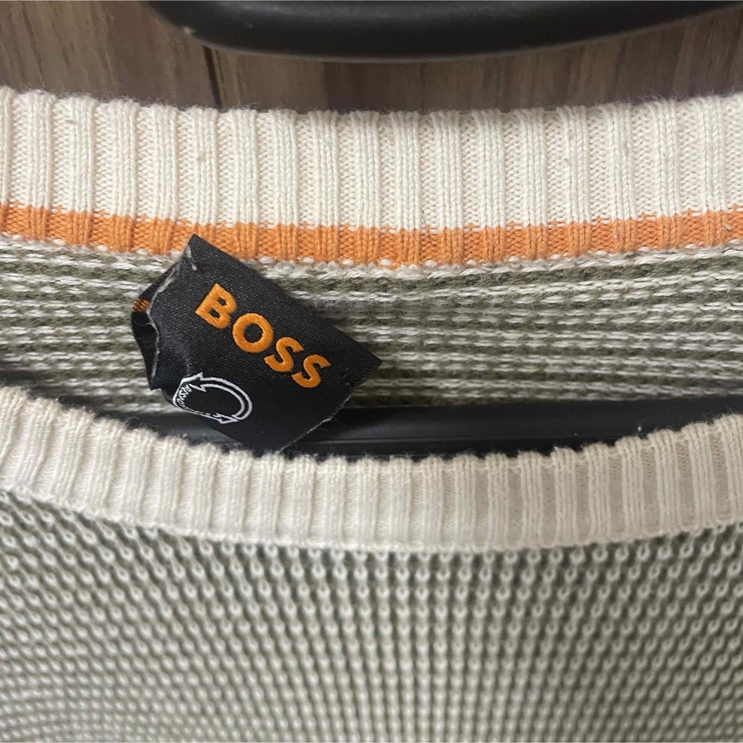 HUGO BOSS(ヒューゴボス)のヒューゴボス　ストライプ柄　ニット　長袖 メンズのトップス(ニット/セーター)の商品写真