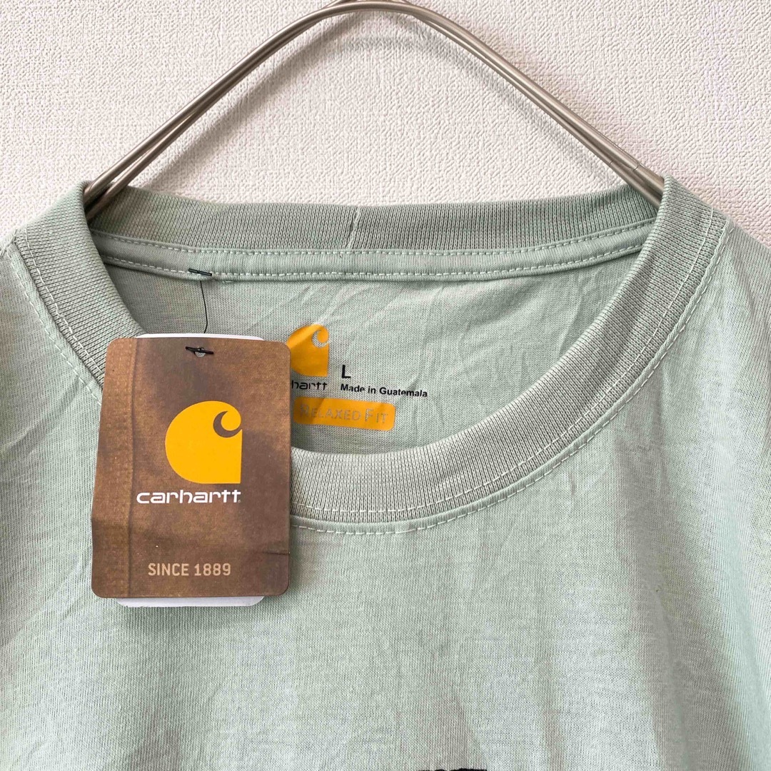 carhartt(カーハート)の日本未発売【新品タグ付き】カーハート　半袖Tシャツ　ビッグプリント　緑色　L メンズのトップス(Tシャツ/カットソー(半袖/袖なし))の商品写真