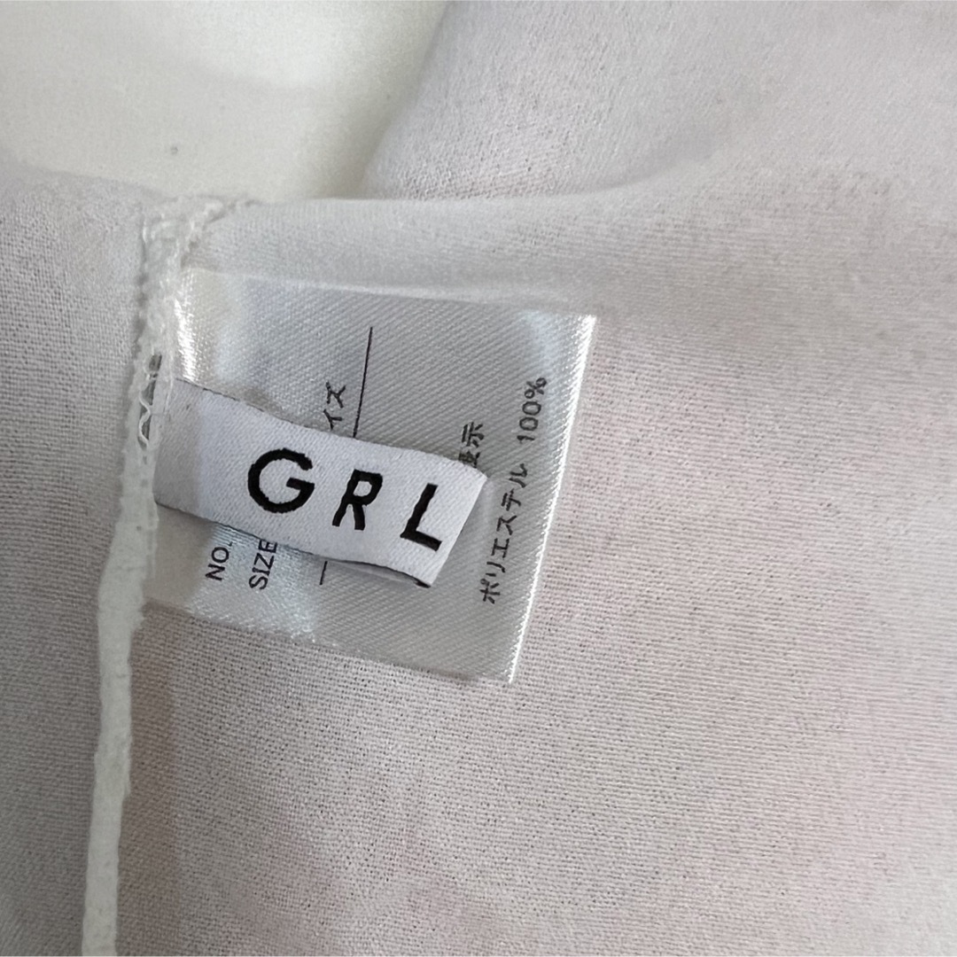 GRL(グレイル)の新品未使用 オーバーサイズシャツ GRL レディースのトップス(シャツ/ブラウス(長袖/七分))の商品写真