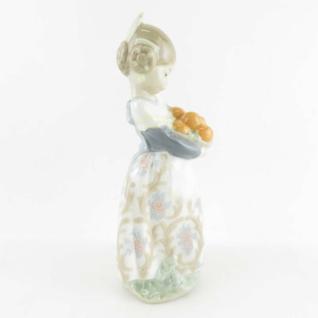 美品 LLADRO リヤドロ 4841 オレンジがいっぱい フィギュリン 1点 女の子 置物 陶器人形 西洋 オブジェ SU5999D  インテリア/住まい/日用品のインテリア小物(置物)の商品写真