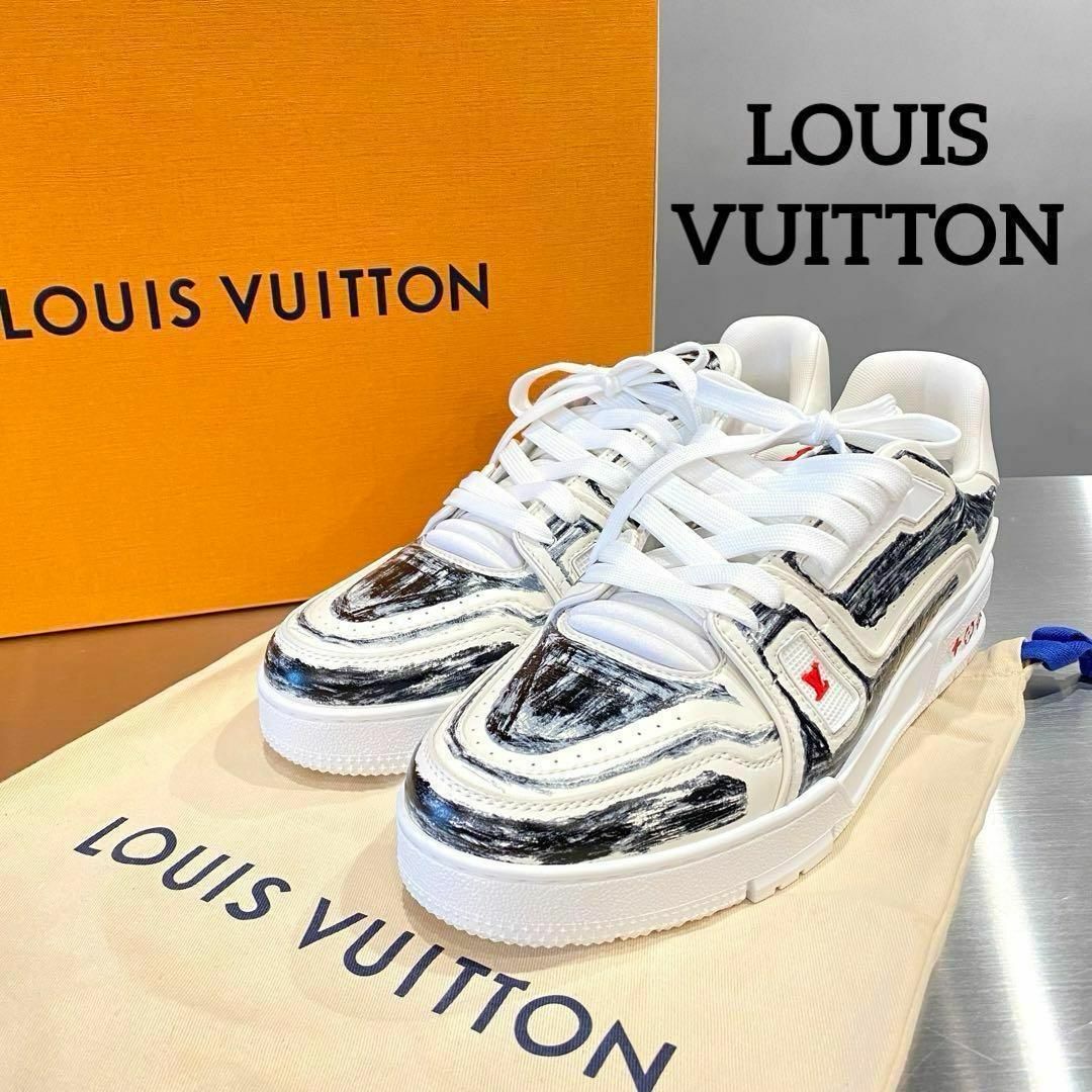 LOUIS VUITTON(ルイヴィトン)の『LOUIS VUITTON』ルイヴィトン (8) LVトレイナー スニーカー メンズの靴/シューズ(スニーカー)の商品写真