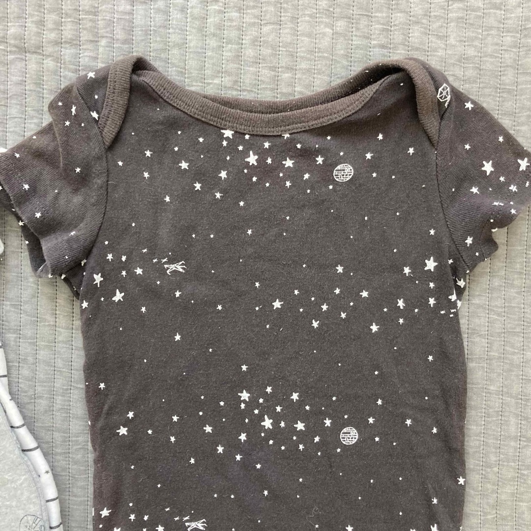 babyGAP(ベビーギャップ)のbabyGAP ロンパース　3枚セット キッズ/ベビー/マタニティのベビー服(~85cm)(ロンパース)の商品写真