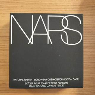 ナーズ(NARS)の【ケース】ナチュラルラディアント ロングウェア クッションファンデーション(ボトル・ケース・携帯小物)