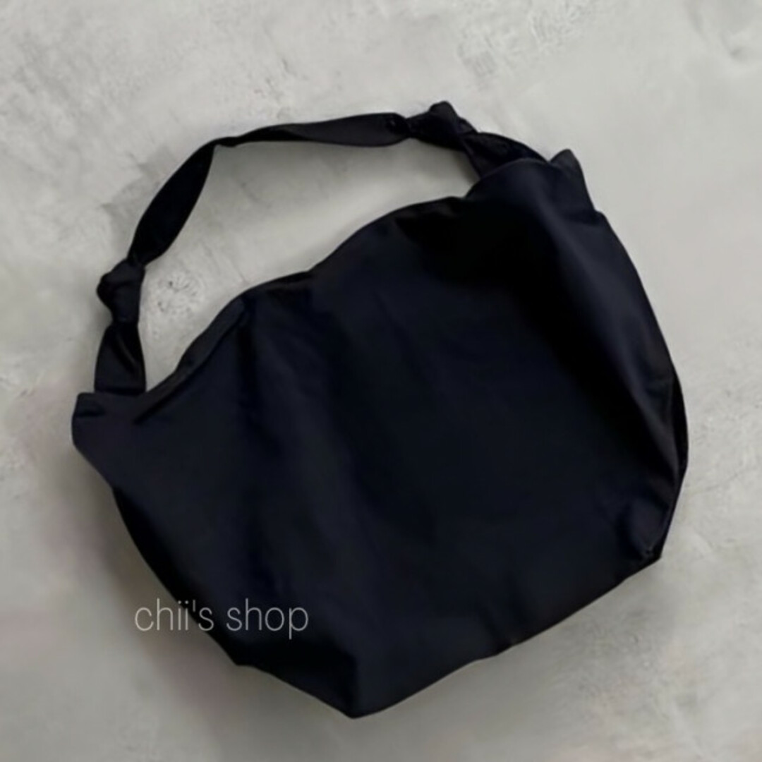 ビッグ ショルダーバッグ キャンバス 帆布 バッグ 黒 海外通販 男女兼用 新品 レディースのバッグ(ショルダーバッグ)の商品写真