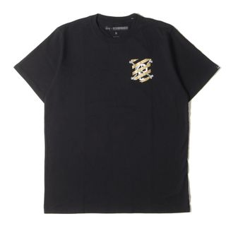 ステューシー(STUSSY)の新品 STUSSY ステューシー Tシャツ サイズ:M 30周年記念 NEIGHBORHOOD スカルボーン クルーネック 半袖Tシャツ ブラック 黒 コラボ トップス カットソー【メンズ】(Tシャツ/カットソー(半袖/袖なし))