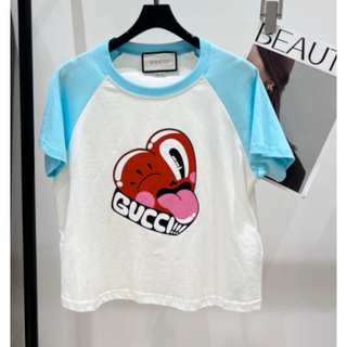 Gucci - グッチ 半袖　Ｔシャツ