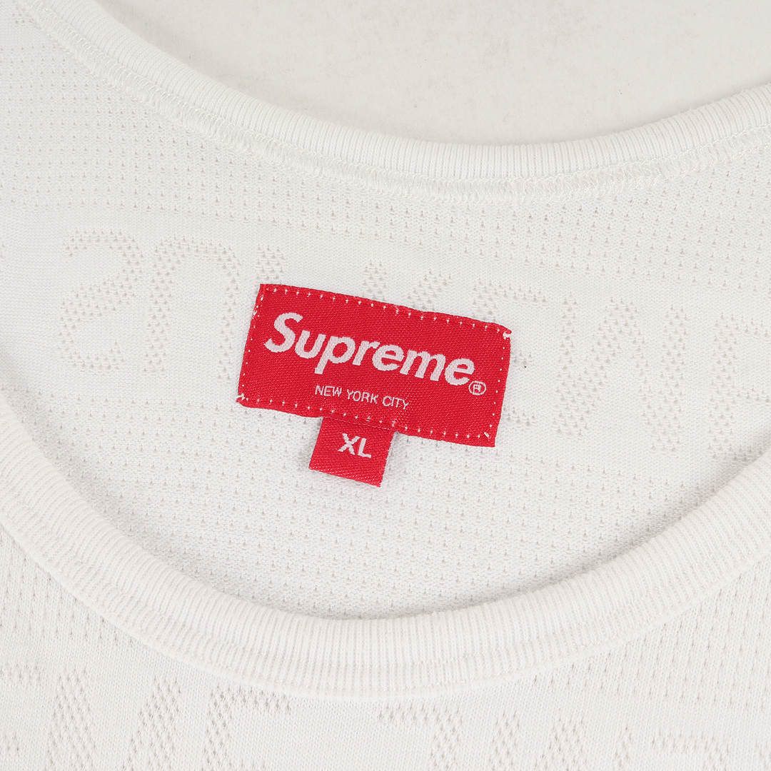 Supreme(シュプリーム)のSupreme シュプリーム サイズ:XL 18SS メッシュ ロゴ ジャガード ストライプ タンクトップ Mesh Stripe Tank Top ホワイト 白 トップス レイヤード【メンズ】【中古】 メンズのトップス(タンクトップ)の商品写真