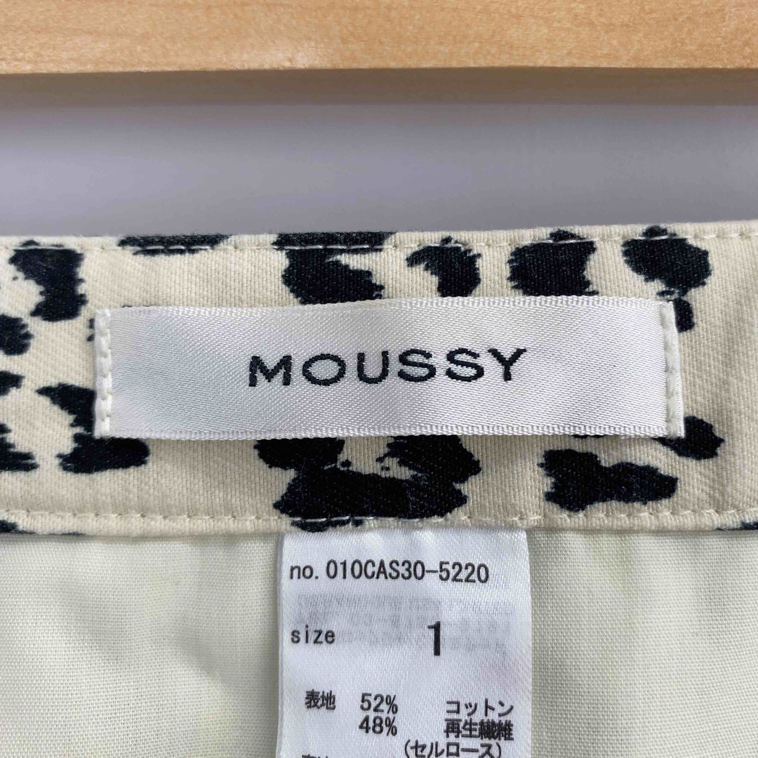 moussy(マウジー)のMOUSSY マウジー レディース ミニスカート 白黒 ヒョウ柄 tk レディースのスカート(ミニスカート)の商品写真