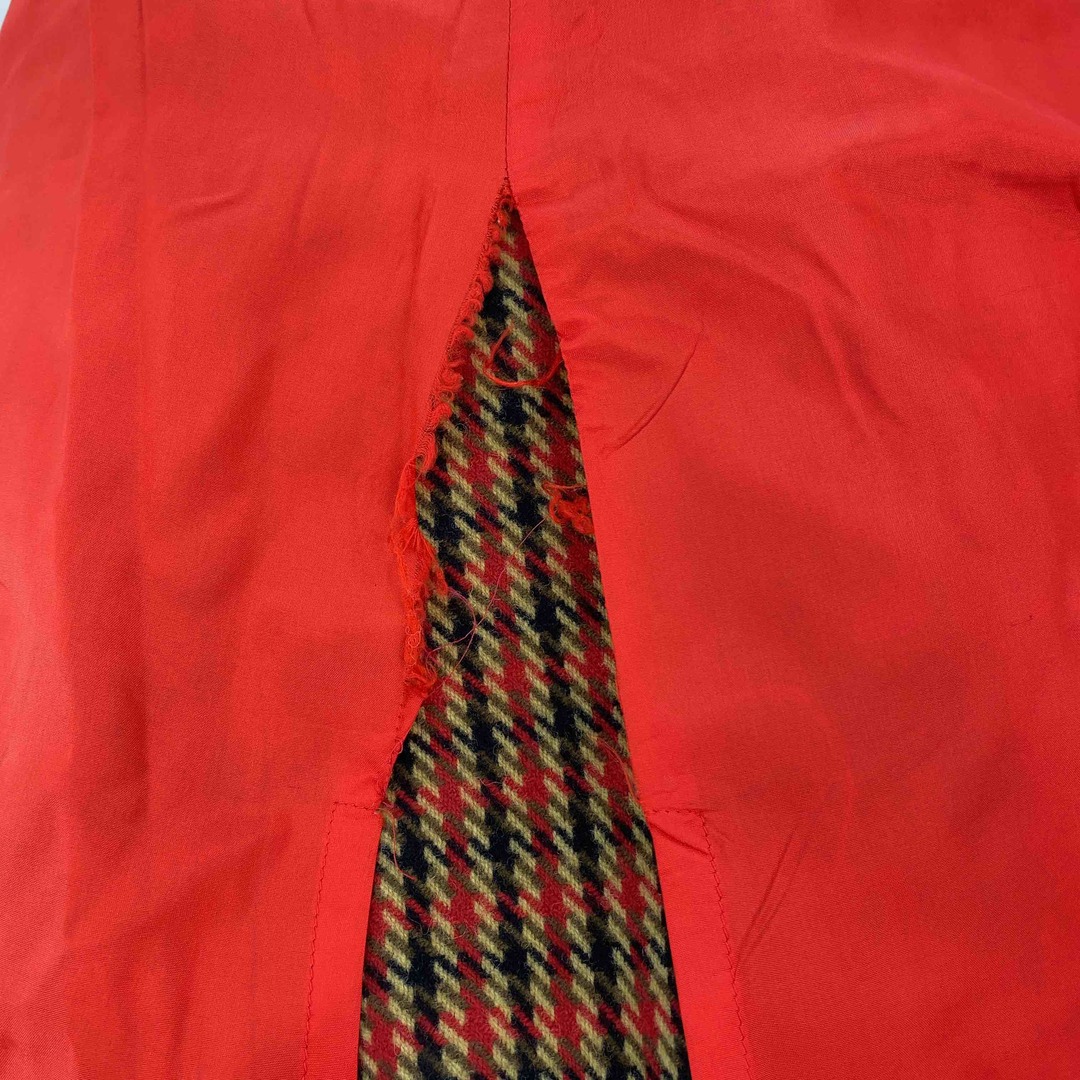ヴィンテージ　MOCROYAL　赤　千鳥格子　レディース テーラードジャケット　ボックススカートセットアップ レディースのフォーマル/ドレス(スーツ)の商品写真