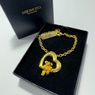 ミキモト(MIKIMOTO)の【箱付き】ミキモト　ゴールドチャーム　ベアー　クマ　ハート(キーホルダー)