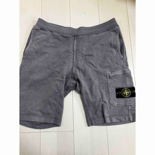 ストーンアイランド(STONE ISLAND)のストーンアイランド　カーゴスウェットハーフパンツ(ワークパンツ/カーゴパンツ)