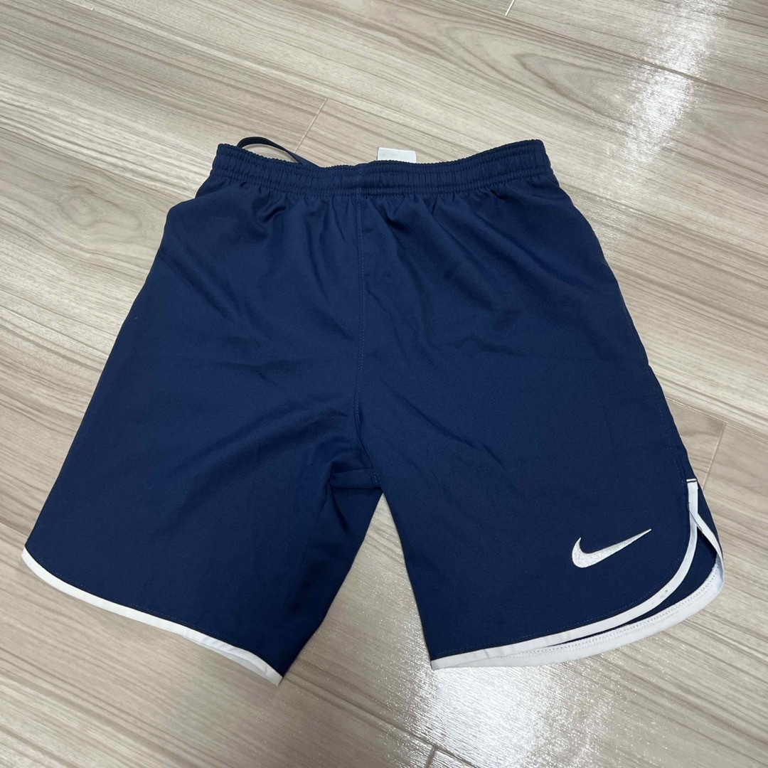 NIKE(ナイキ)のNIKE ハーフパンツ キッズ/ベビー/マタニティのキッズ服男の子用(90cm~)(パンツ/スパッツ)の商品写真