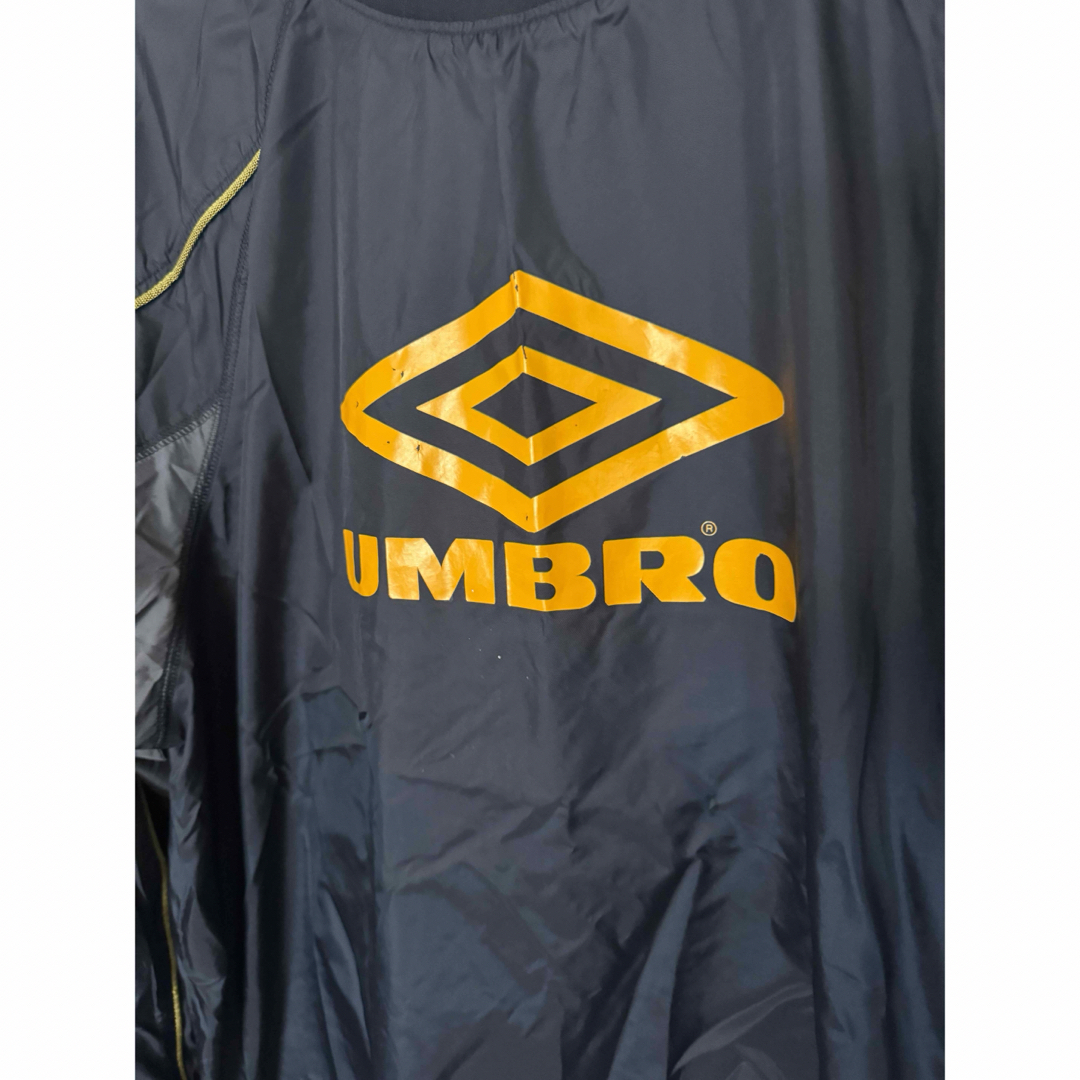 UMBRO(アンブロ)のアンブロ UMBRO 90年代 セットアップ ピステ xoサイズ ナイロン スポーツ/アウトドアのサッカー/フットサル(ウェア)の商品写真