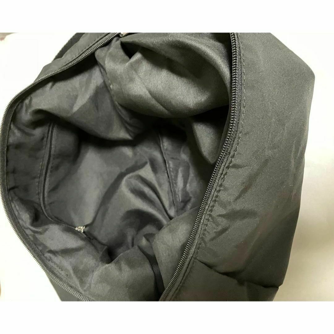 【大人気 斜めがけ ボディバッグ ショルダーバッグ】黒 軽量 男女兼用 大容量 レディースのバッグ(ショルダーバッグ)の商品写真