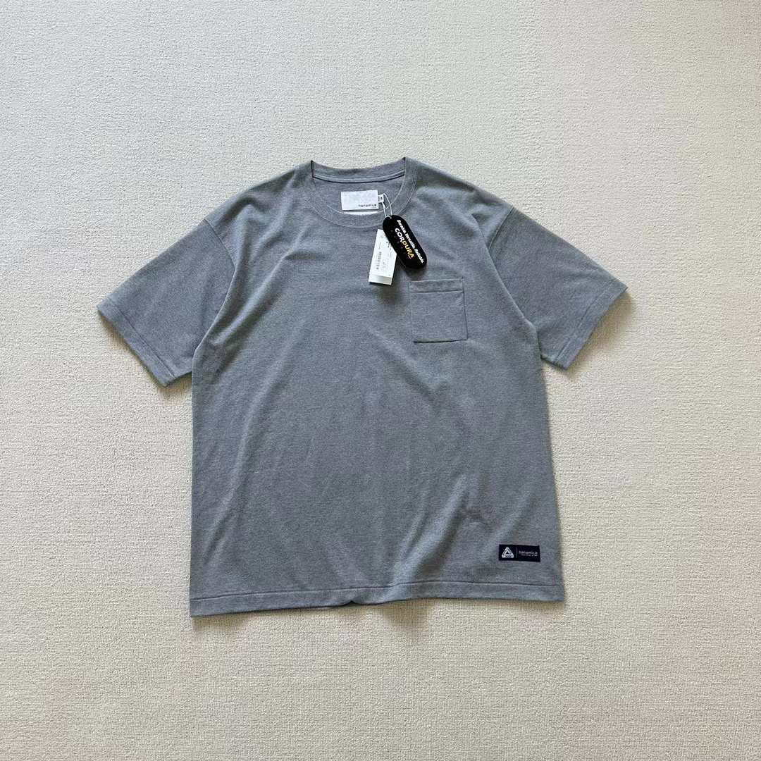nanamica(ナナミカ)のナナミカ nanamica パレス PALACE コラボ ポケットＴシャツ S メンズのトップス(Tシャツ/カットソー(半袖/袖なし))の商品写真