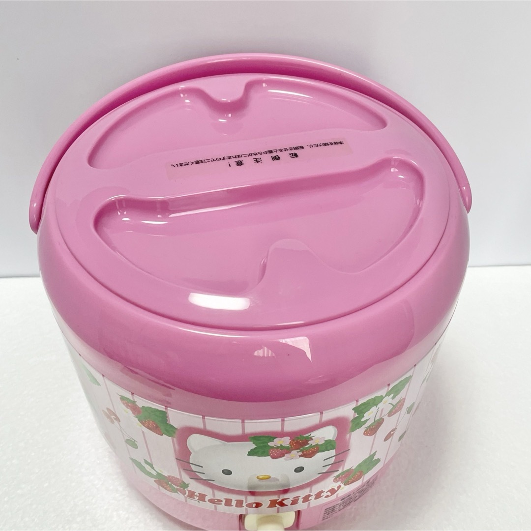 サンリオ　HELLO KITTY 広口ウォータージャグ キーパー　いちご　レトロ インテリア/住まい/日用品のキッチン/食器(その他)の商品写真