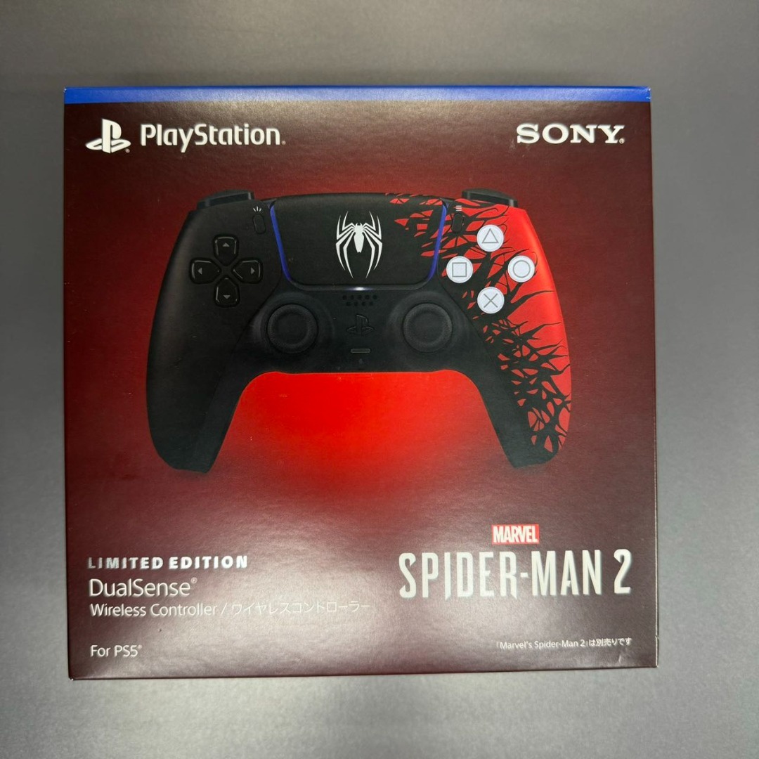 PlayStation(プレイステーション)の【新品未開封】 PS5 PlayStation5 DualSense ワイヤレスコントローラー Marvel's Spider-Man 2 Limited Edition エンタメ/ホビーのゲームソフト/ゲーム機本体(家庭用ゲーム機本体)の商品写真