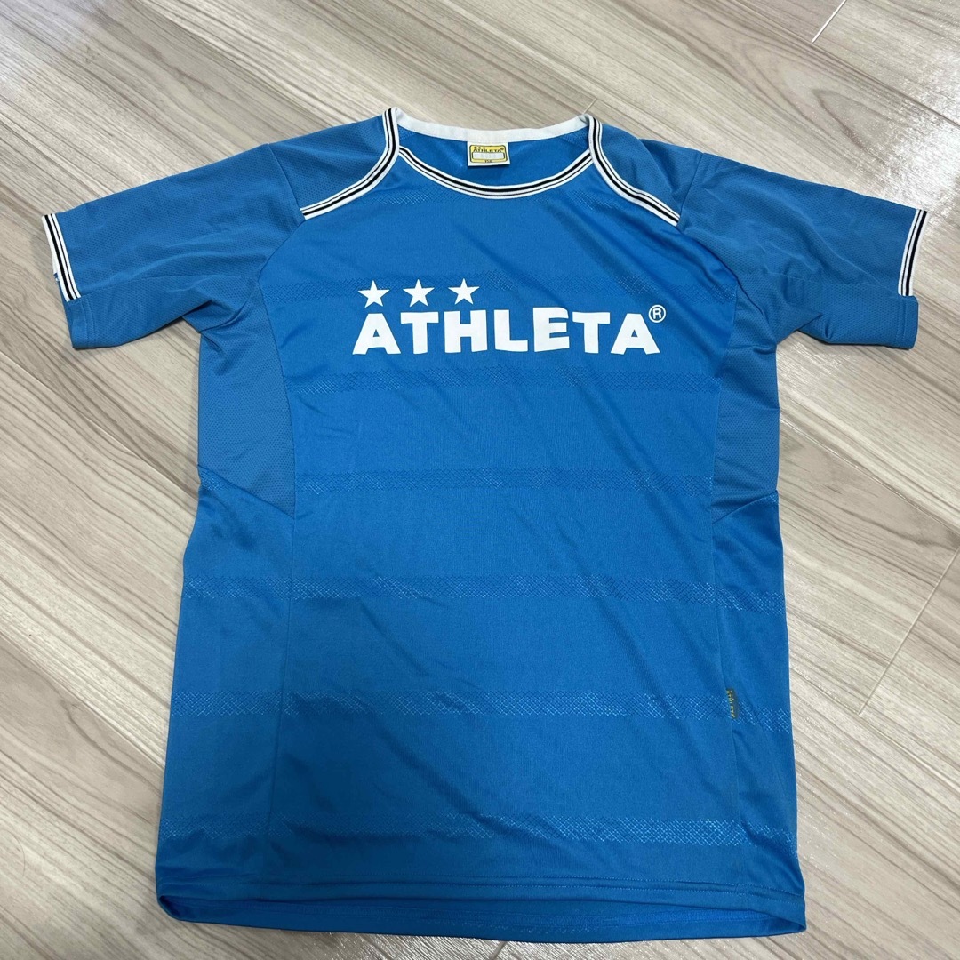 ATHLETA  Tシャツ スポーツ/アウトドアのサッカー/フットサル(ウェア)の商品写真