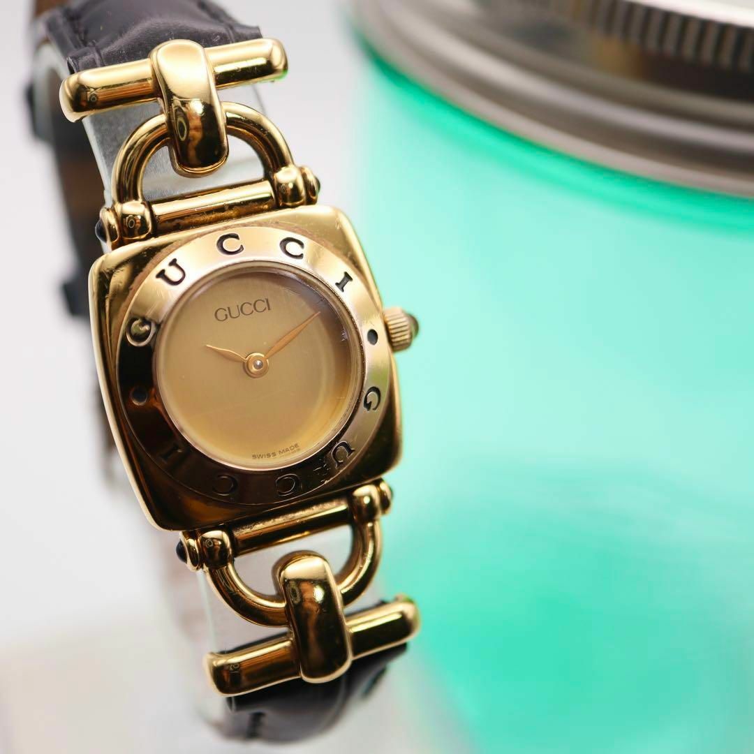 Gucci(グッチ)のGUCCI ラウンド ゴールド クォーツ レディース腕時計 667 レディースのファッション小物(腕時計)の商品写真