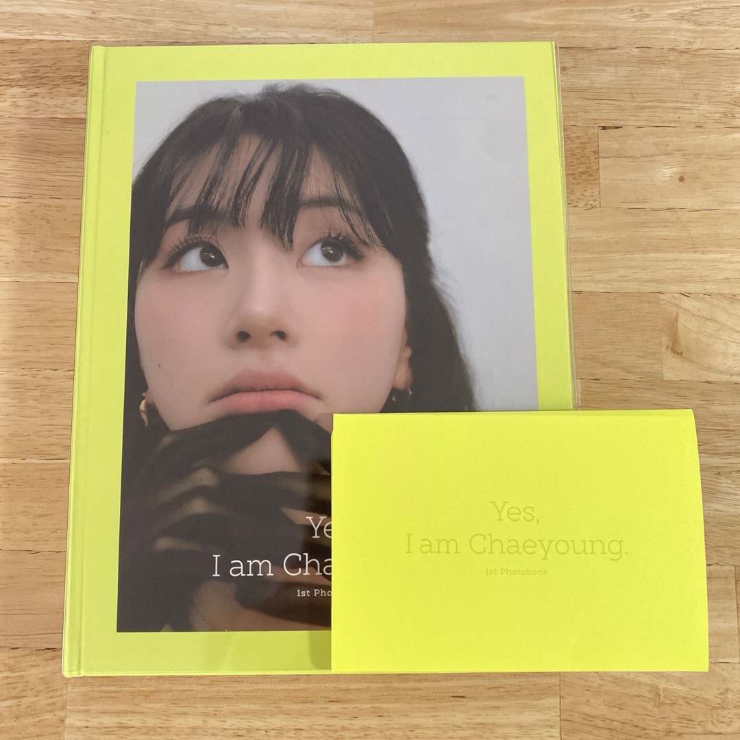 TWICE(トゥワイス)のTWICE チェヨン 写真集 Yes, I am Chaeyoung エンタメ/ホビーのCD(K-POP/アジア)の商品写真