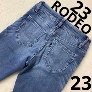 ロデオクラウンズワイドボウル(RODEO CROWNS WIDE BOWL)の【美品】RODEO CROWNS デニム 23 ジーンズ ライトブルー　ロデオ(デニム/ジーンズ)