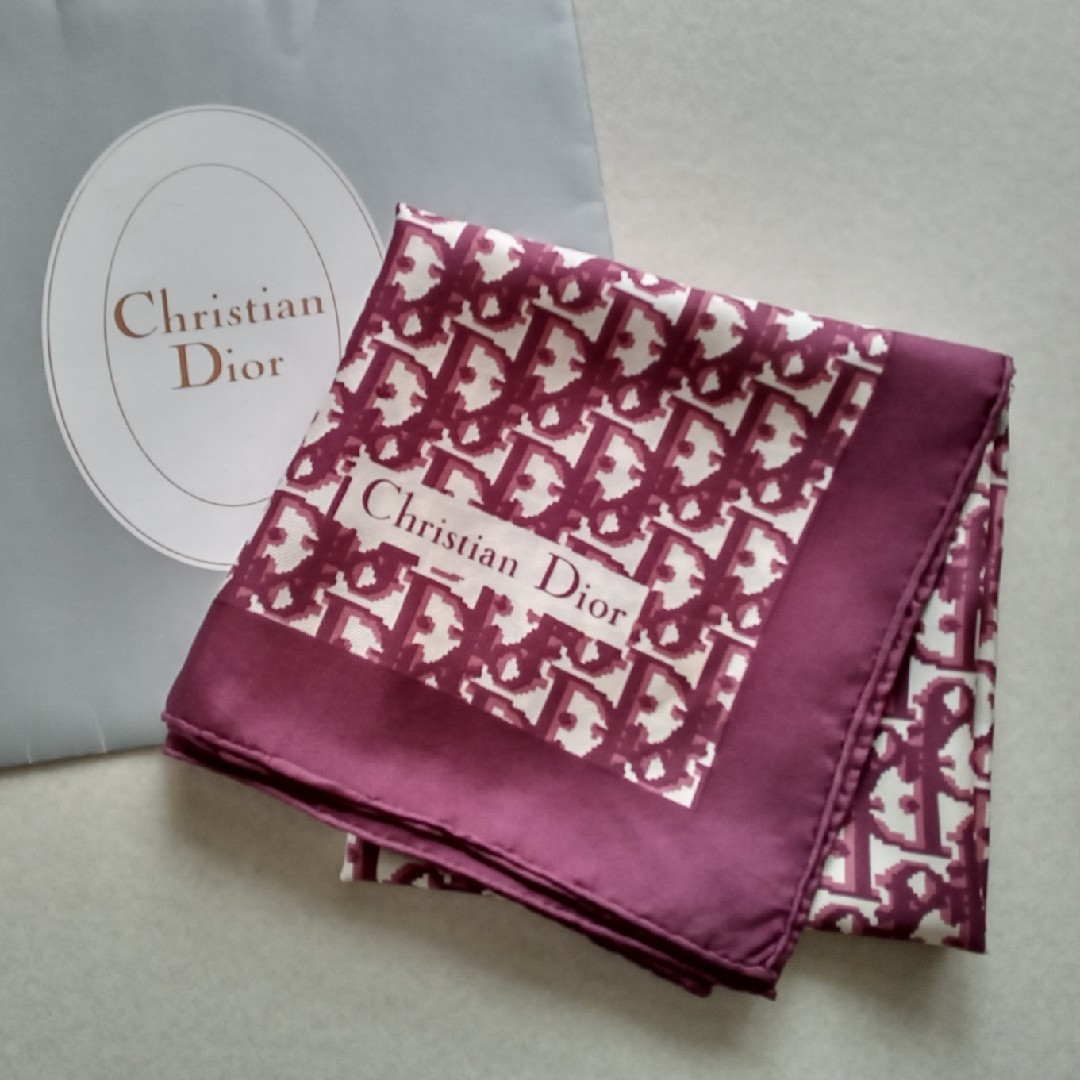 Christian Dior(クリスチャンディオール)のChristiandior＊トロッター柄＊シルクスカーフ レディースのファッション小物(バンダナ/スカーフ)の商品写真