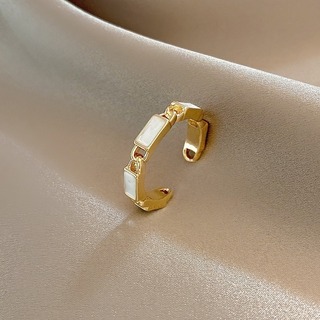 高級感♡　指輪　フリーサイズ　リング　ゴールド　ホワイト　シンプル　上品(リング(指輪))