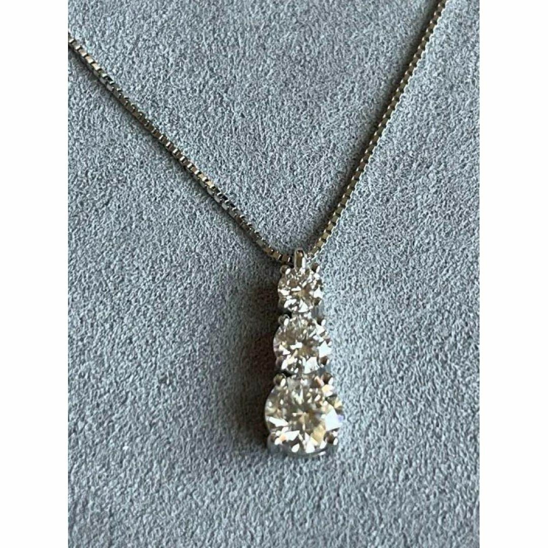 最高級　1.8ct モアサナイト　PT950　人工 ダイヤモンド　3連ネックレス レディースのアクセサリー(ネックレス)の商品写真