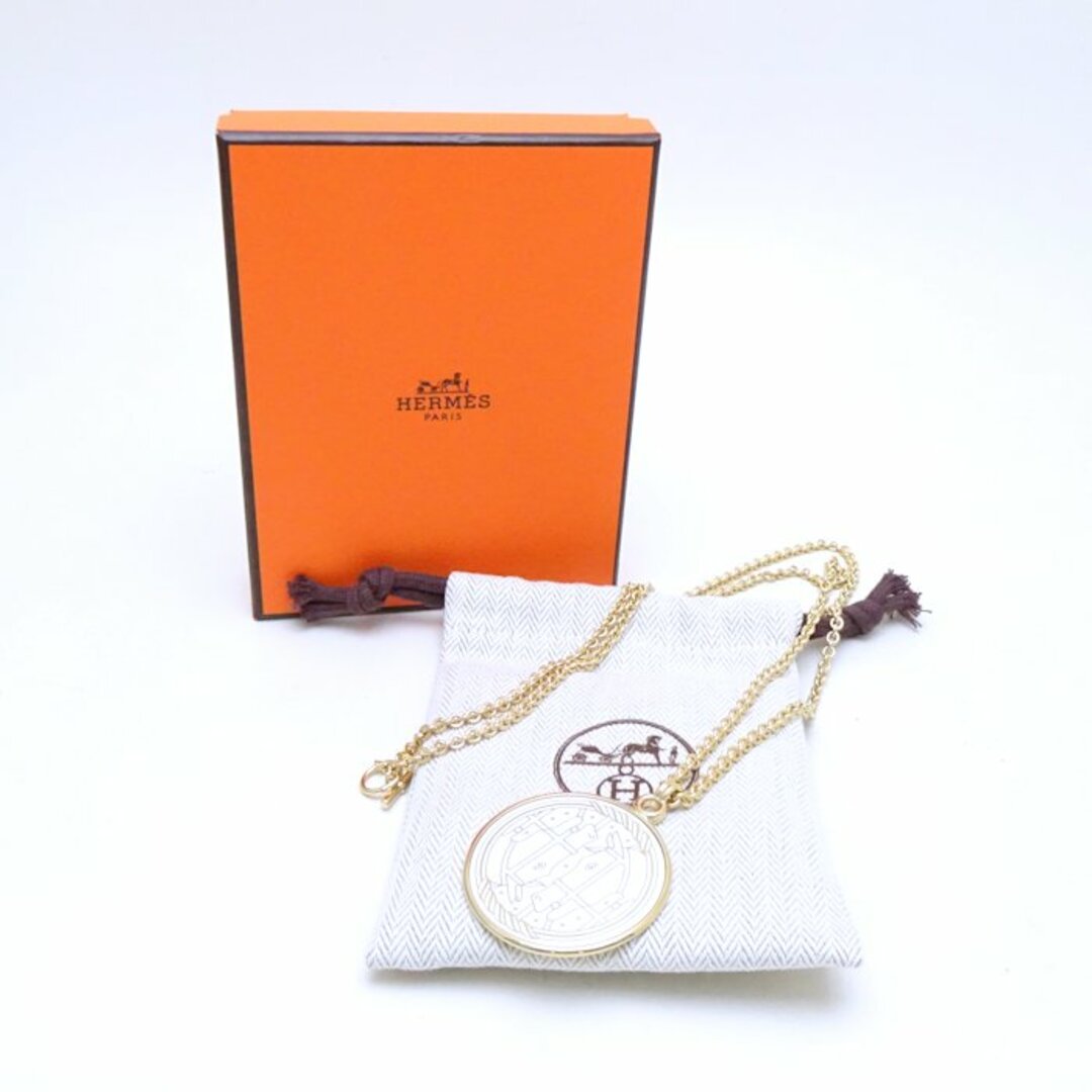 Hermes(エルメス)のHERMES エルメス メダイユ カドリージュGM ネックレス GP ゴールドメッキ/291771【中古】【BJ】 レディースのアクセサリー(ネックレス)の商品写真